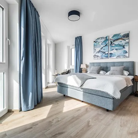 Apartment Hafenloge - Ostseeblick, Terrasse, Erste Reihe, Fahrstuhl Olpenitz